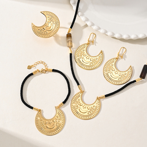 Dubai Vergoldete Schmucksets für Frauen Arabischer Halbmond Stern Halskette Ohrringe Ring Armband Nahost-Schmuck Großhandel - Product Image 1