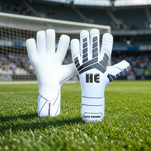 Meilleure qualité, nouveauté, gants de gardien de but en silicone haute densité pour le football à faible taux fabriqué au Pakistan respirant - Product Image 2