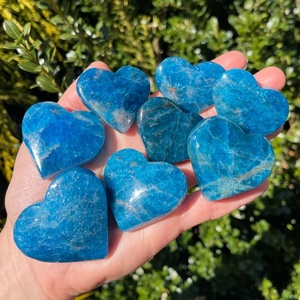 Cristales al por Mayor, Cristales a Granel Pulidos, Piedra Preciosa Curativa, Apatita Azul en Forma de Corazón para Sanación con Cristales - Product Image 4