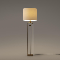 Lampadaire LED doré de luxe pour hôtel, design en acier inoxydable réglable, lampe sur pied postmoderne à intensité variable pour coin de canapé