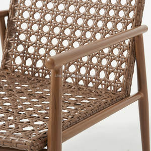 Conjunto de Muebles de Jardín de 3 Piezas, Estilo Contemporáneo, Sillas y Mesa de Ratán Antiguo para Ocio, Comedor y Uso en Hoteles - Product Image 4