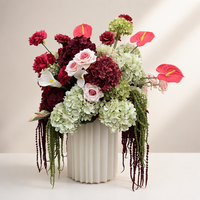 Composition florale artificielle personnalisée PPS, boule de fleurs rouge, rose et verte, idéale pour la décoration de table de mariage et d'événements – Meilleure vente