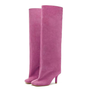 Bottines hautes en daim pour femmes à talons fins et bas, couleur unie, bout carré, personnalisables - Product Image 4