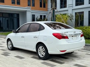 2011 Hyundai Elantra 1.6L Luxury 2WD Compact Sedan, 4-<b>Door</b>, 5-Seat, Automatic Transmission for Export - Product Image 3