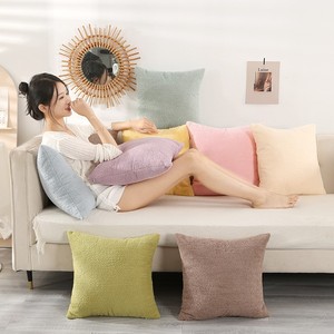 Moderne Faux Teddy Fourrure Boucle <span class=keywords><strong>D</strong></span>écoration Canapé Solide Grand Coussin Couvre Taie <span class=keywords><strong>d</strong></span>'<span class=keywords><strong>Oreiller</strong></span> Taie <span class=keywords><strong>d</strong></span>'<span class=keywords><strong>Oreiller</strong></span> <span class=keywords><strong>60X60</strong></span> - Product Image 2