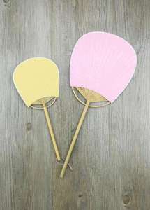 พัดกระดาษแบบกำหนดเองขนาด 24 ซม. พร้อมปลอกกระดาษ พัดมือทรงกลมแบบวินเทจ สำหรับเป็นของขวัญ - Product Image 4