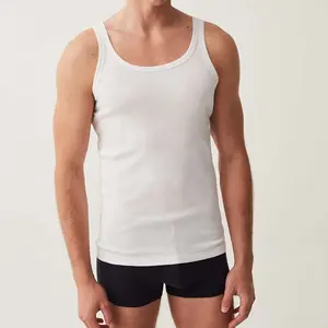 Racer back vests in 100% cotton with slim ribbing. Round neck. Wide shoulder straps sleeveless undershirt tank wife-beater