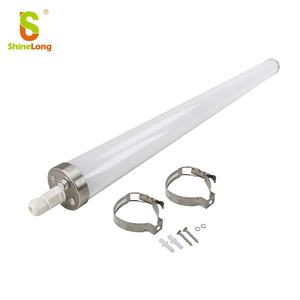 Lámpara LED DALI 2.0 Regulable IP67 de 16W 5000K con Luz Diurna, Tipo Rancher, Resistente al Agua, con 3 Años de Garantía para Iluminación Inteligente en Granjas Avícolas - Product Image 1