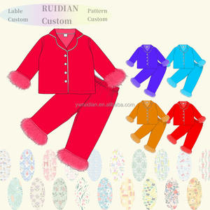 بيجامات بنات، ملابس نوم للأطفال الصغار بياقة، بيجامة أطفال بلون سادة للبيع بالجملة، طقم بيجامة من قطعتين للفتيات مع حواف من الريش - Product Image 1