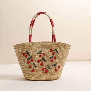 Sac de plage en paille tressée grande capacité, nouvelle mode, brodé cerises, pour vacances en bord de mer - Product Image 1