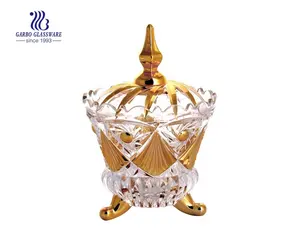 High-End Luxe Gouden Kleur Glazen Mini Snoeppot Met Voet Glaswerk Suikerpot Goud Reliëf Ontwerp Materiaal Plating Glaswerk