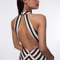 Nouvelle Robe Longue Tricotée Rayée Chic Française à Col Halter et Dos Nu, Coupe Moulante et Ajustée, Élégante, Style Resort Couture, Collection Été 2026, Vente en Gros