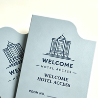 Hotel-Schlüsselkartenhülle mit individuellem Logo-Druck auf dickem Premium-Papier, Heißprägung in Gold oder Silber, für maßgeschneiderte Größenanfertigung