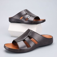 Nouvelles sandales en cuir PU pour hommes du Moyen-Orient, à talon haut, confortables, souples, à bout ouvert, type claquettes, pour l'extérieur, grande taille 46, originales