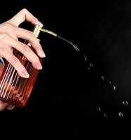 Vorrätige Bunte 400ml Flüssigseifenspender-Flasche Luxuriöse Glas-Shampooflasche mit Goldpumpe Siebdruck Gesichtsreiniger