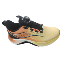 Sepatu Trainer Pria Fly Knit Jacquard Upper Sol Dalam Elastis Lembut Tahan Aus Anti Selip untuk Olahraga Luar Ruangan dan Jalan Kaki
