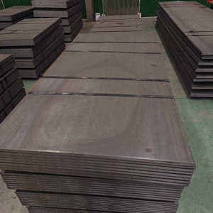 Tôles d'acier au carbone Q235 Q345 13mm 6mm 10mm 20mm Plaques d'acier au carbone laminées à chaud pour les matériaux de construction d'expédition - Product Image 1