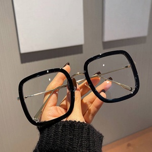 2026 Fashion Oversized Square <b>Eyewear</b> chrome heart glasses Designer Men's Women's glasses Outdoor sports Business glasses - Product Image 2