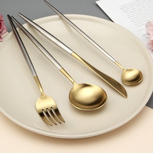 Ensemble de couverts en acier inoxydable plaqué or bicolore, vaisselle élégante et moderne, résistant à la rouille, couverts de mariage - Product Image 2