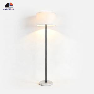 <span class=keywords><strong>Lampadaire</strong></span> LED moderne de luxe nordique, métallique, décoratif, pour chambre et salon, vente en gros d'usine - Product Image 1