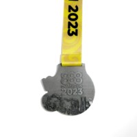 Souvenir de championnat en métal plaqué or en alliage de zinc, personnalisé avec logo et couleur, idéal pour les récompenses cyclistes - Vente en gros