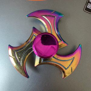 Spinner de Aleación Arcoíris, Spinner de Metal con Diseño de Espada de Dragón, Juguete Antiestrés, Juguetes Promocionales al por Mayor - Product Image 4
