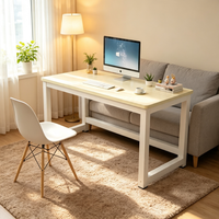 Escritorio de Computadora Moderno y Sencillo con Superficie de Madera y Estructura de Metal Blanco para Oficina en Casa o Estudio