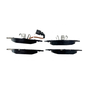 El sistema <span class=keywords><strong>de</strong></span> frenos automático parte el juego <span class=keywords><strong>de</strong></span> pastillas <span class=keywords><strong>de</strong></span> <span class=keywords><strong>freno</strong></span> delantero OEM 5K0698151 Q7 A6 A5 A7 - Product Image 3