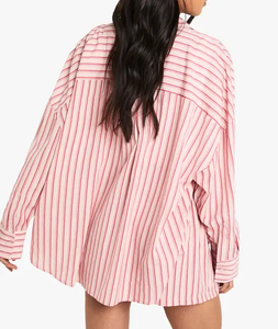 ชุดเซ็ตสองชิ้นลำลองสำหรับผู้หญิงมาใหม่ เสื้อแขนยาวลายทางและกางเกงขาสั้นเข้าชุด - Product Image 2