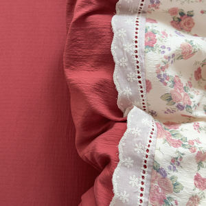 Design floral dentelle creuse douce 4 pièces housse de <span class=keywords><strong>couette</strong></span> ensemble <span class=keywords><strong>nuage</strong></span> sentiment Double couche fil lavé microfibre drap de lit ensemble de literie - Product Image 6