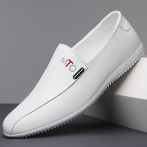 Mocassins en cuir blanc MTO pour hommes, chaussures décontractées et professionnelles à enfiler, souples, confortables et respirantes pour les jeunes - Product Image 1