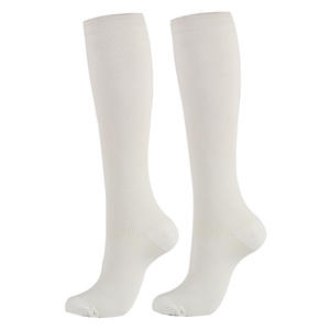 Chaussettes de compression en cuivre nouvellement lancées pour hommes et femmes, chaussettes de sport mi-mollet, chaussettes de course, de yoga, de voyage, décontractées, motif imprimé R1821 - Product Image 2