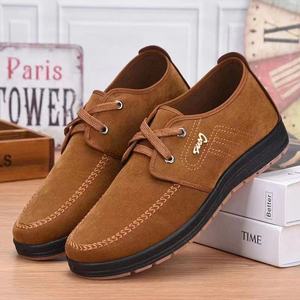 Scarpe in tessuto Old Beijing da uomo, all'ingrosso, modello autunno 2025, tomaia in pelle scamosciata, traspiranti, foderate in peluche, suola morbida, slip-on casual Oxford - Product Image 1