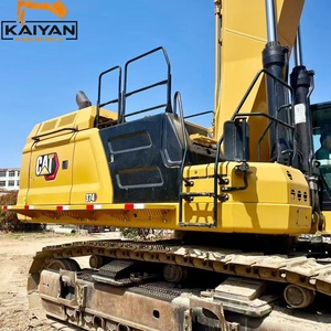 Excavadora de cadenas grande original CAT 374F de 74 toneladas usada, con cucharón estándar para minería, canteras, movimiento de tierras pesadas y equipo pesado. - Product Image 1