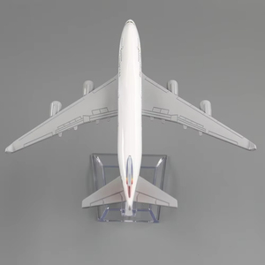 Modèle d'avion en métal Boeing 747-400 Philippines Airlines de 16 cm pour l'exposition - Product Image 4