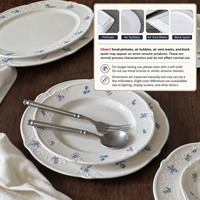 Service de vaisselle en porcelaine vintage française, dentelle florale bleue en relief, assiettes, bols et tasses à thé festonnés, cadeau de mariage