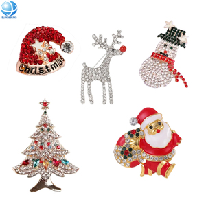 Đáng Yêu Giáng Sinh <span class=keywords><strong>Cupcake</strong></span> Kim Loại Hợp Kim Men Trâm Cài Giáng Sinh Người Tuyết Và Mía <span class=keywords><strong>Pins</strong></span> Cho Unisex Trẻ Em Xmas Đảng Trang Trí - Product Image 6