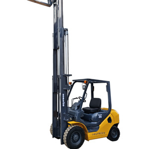 รถยกมือสอง โคมัตสึ 3 ตัน รุ่น Fd30 ขาย รถยกโคมัตสึมือสอง 3 ตัน รถยกอัตโนมัติ - Product Image 1