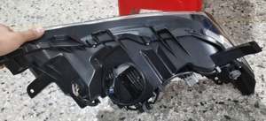 Faro Delantero LED Negro LC Prado FJ150, Original de Segunda Mano, Usado, Genuino, Modelo 2014-2017, Tinte Oscuro para FJ - Product Image 4