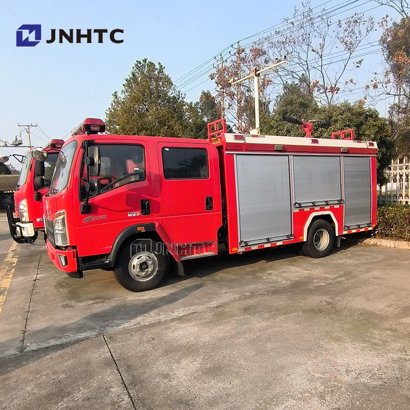 Caminhão de combate a incêndio SINOTRUCK 4x2 leve de alta qualidade com caminhão de bomba de água