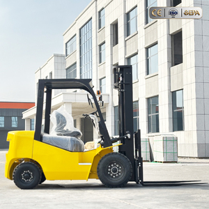 Montacargas Confiable de 2.5 Toneladas - Ideal para Exteriores, Construcción, Trabajo Pesado e Industrial - Product Image 3