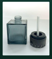 Diffuseur d'arômes intelligent pour voiture de 200 ml avec parfum automatique longue durée, diffuseur de parfum évaporatif haut de gamme pour véhicules et pour la maison