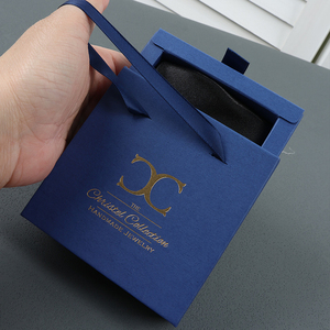 Op Maat Ontworpen Papieren Dia Juwelendoos Met Handvat Elegante En Praktische Oplossing Voor Opslag En Presentatie - Product Image 2