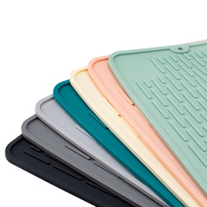Offre Spéciale d'usine tapis <span class=keywords><strong>de</strong></span> séchage résistant à la chaleur cuisine <span class=keywords><strong>Silicone</strong></span> <span class=keywords><strong>plat</strong></span> tapis <span class=keywords><strong>de</strong></span> séchage carré <span class=keywords><strong>Silicone</strong></span> cuisinière couverture supérieure Opp sac classique - Product Image 1