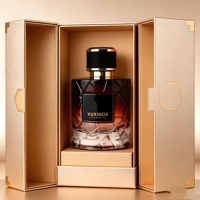 En stock, flacon de parfum de luxe 100 ml, flacon de parfum exclusif personnalisé, étiquette en métal noir, flacon de parfum avec vaporisateur à pression