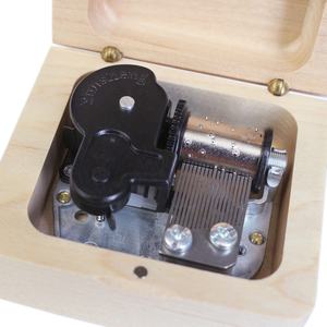 Boîte à <span class=keywords><strong>musique</strong></span> en bois d'érable, 16 pièces, professionnelle, jeu de film, musicale populaire, créatif, avec logo, Souvenir, cadeau - Product Image 5