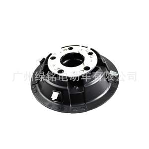 Cubiertas de Rueda Universales de 8 Pulgadas en Negro y Blanco con Acabado Cromado para Carritos de Golf - Product Image 4