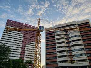 Grúa Torre Topkit 8T 65M con Motor y Engranajes - Grúa de Construcción de Alto Momento de Carga (1 Año de Garantía) - Product Image 2