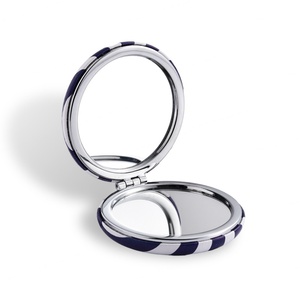 Espejo de Bolsillo Redondo de PU con Logotipo Personalizado, Espejo de Maquillaje Mini con Marco Plateado de Doble Cara - Product Image 2