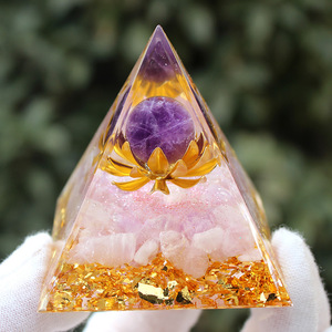 <b>Crystal</b> <b>Chip</b> Pyramid Resin Epoxy Craft Desktop Ornament Amethyst Lotus Home Decoration Gift - Product Image 4